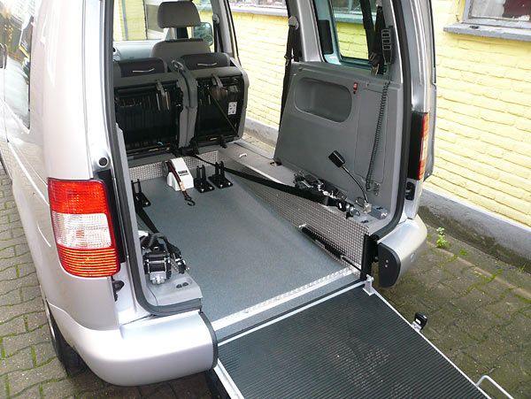 Heckausschnitt Caddy AMF