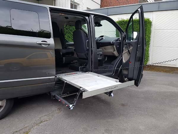 Ultraflacher Hublift - hochgefahren