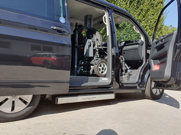 Kassettenlift F6 VW T6 (2) - Ein-aussteigen