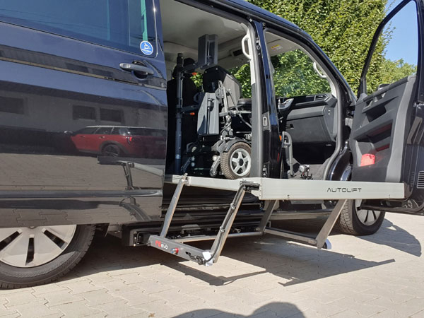 Kassettenlift F6 VW T6 (3) - Kassetten-Lift fährt aus
