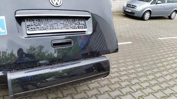 Hinten Transport - Heckklappe geht auf
